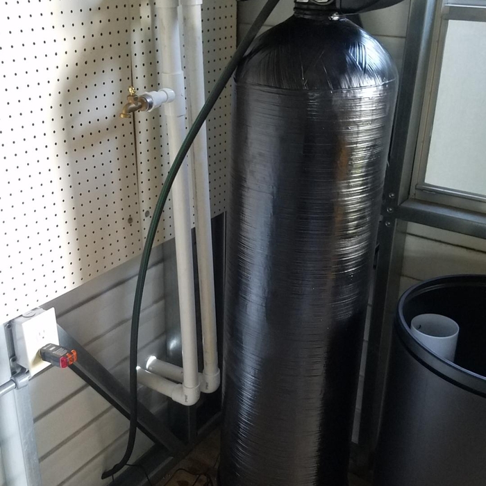 FIBER GLASS WATER SOFTENER