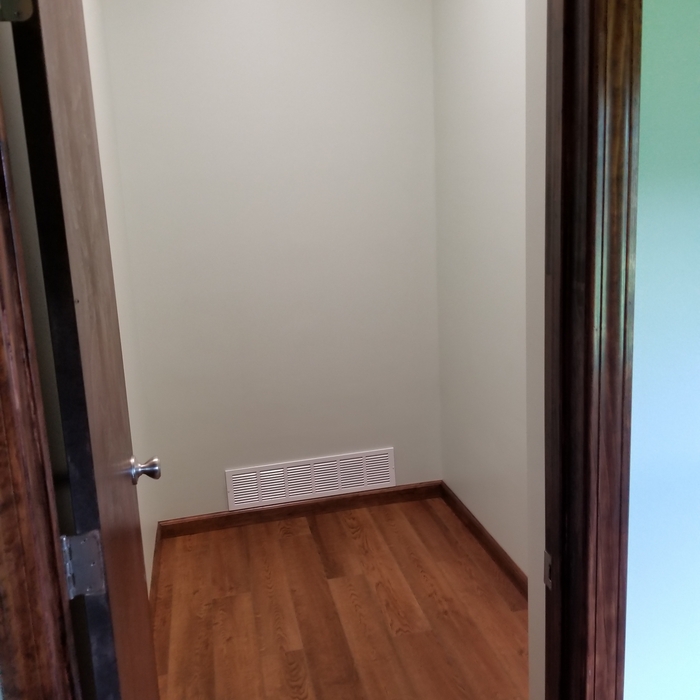 Walk in closet