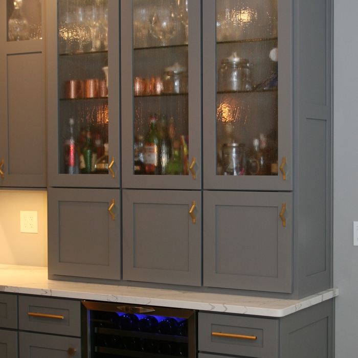 Custom beverage center