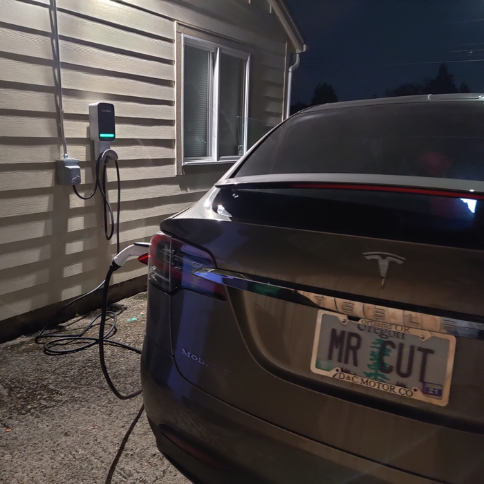 Tesla Model X Getting Juiced up!