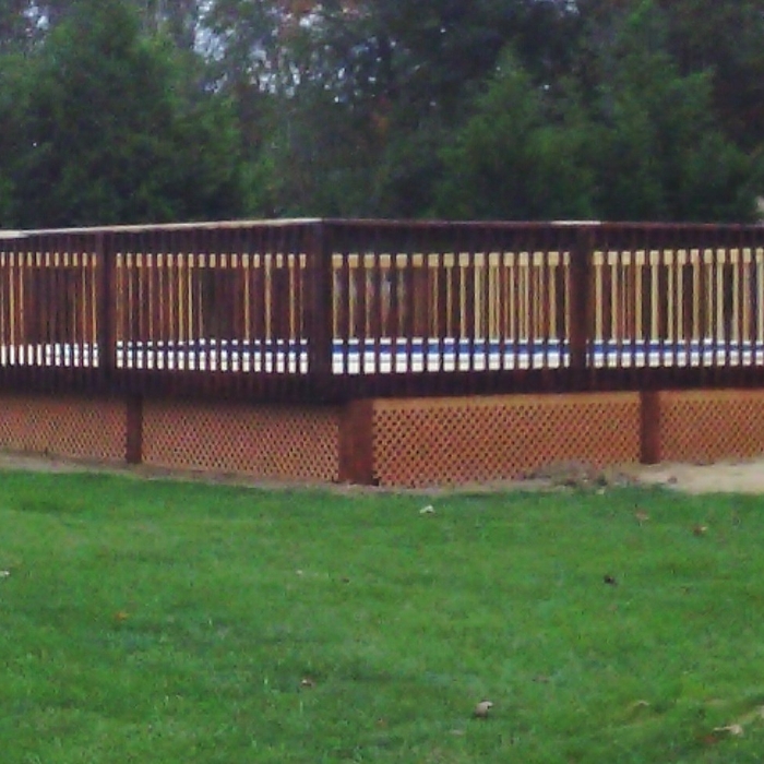  Custom pool decks