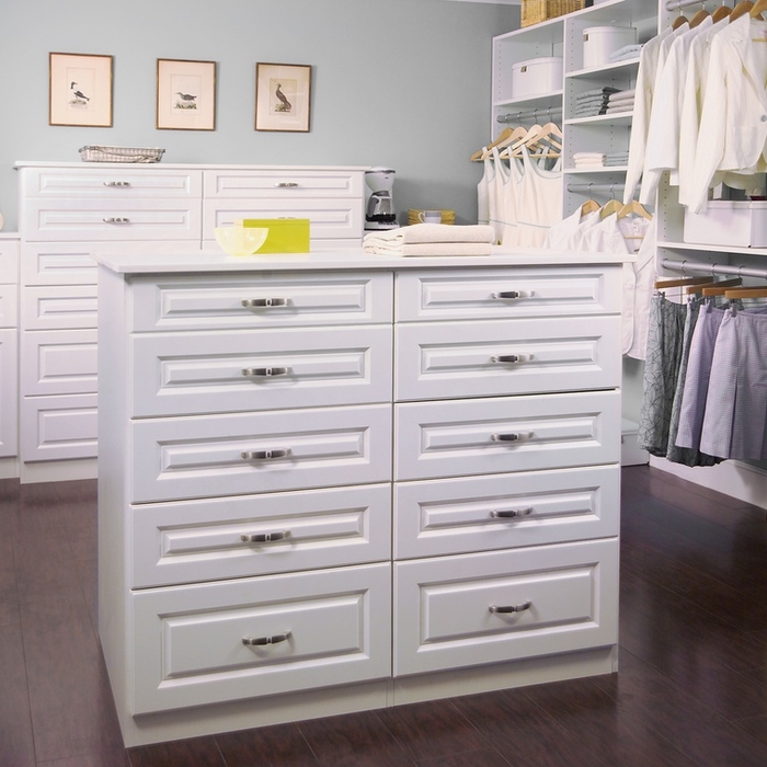 Custom Walk-in Closet