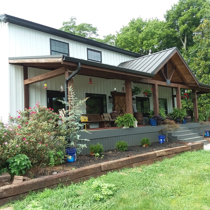 6 in black gutters