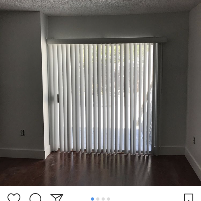 vertical blind