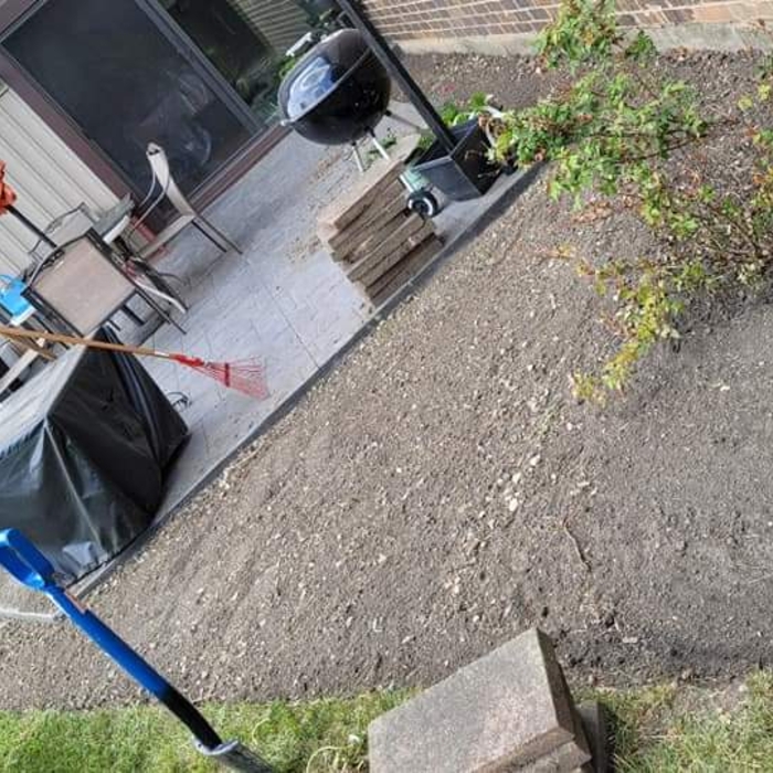 Mulch,rock,annuals
