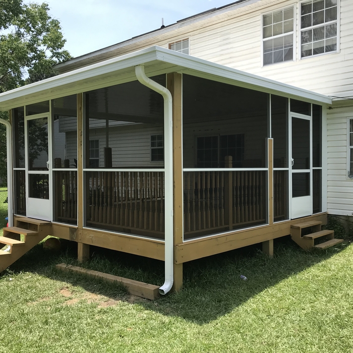 Covered/screened deck