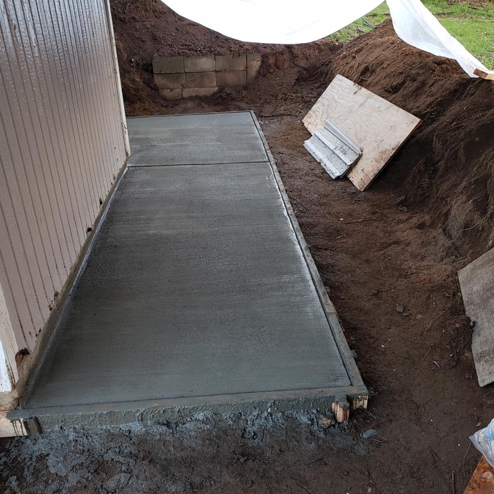 Concrete slab finishing up