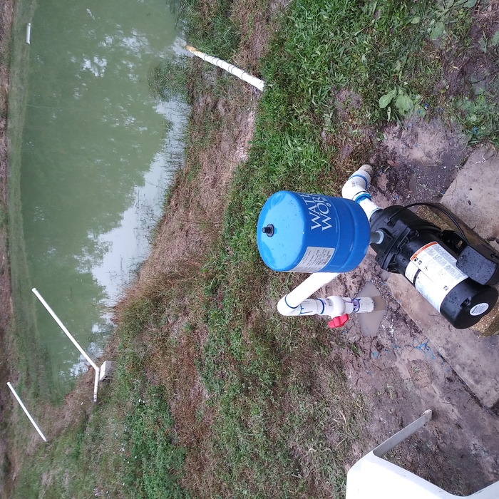 Pond recycling pump