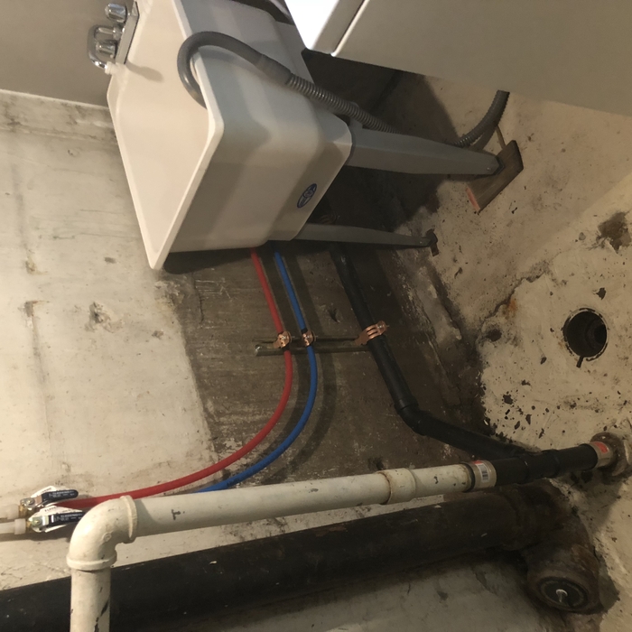 Laundry sink