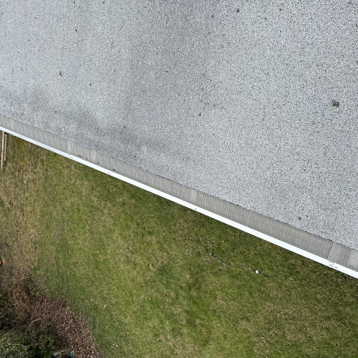 Leaf Blaster installed on Flat Roofs