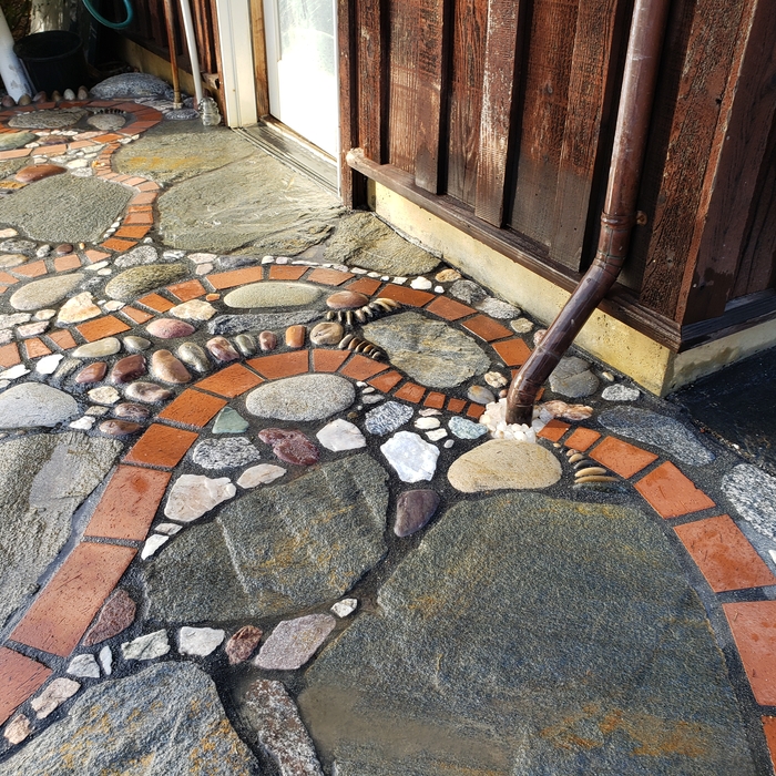 Drain feature