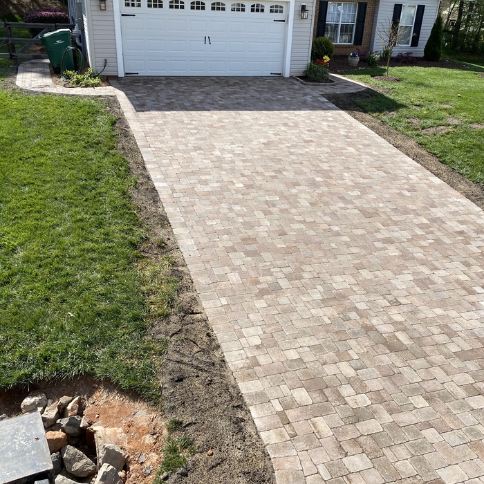 Brick pavers driveway