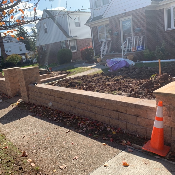 Retaining wall