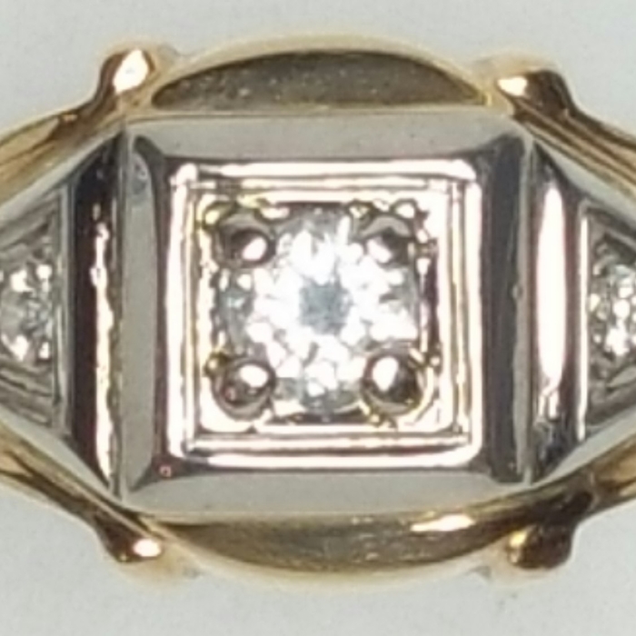 Man&#39;s diamond ring