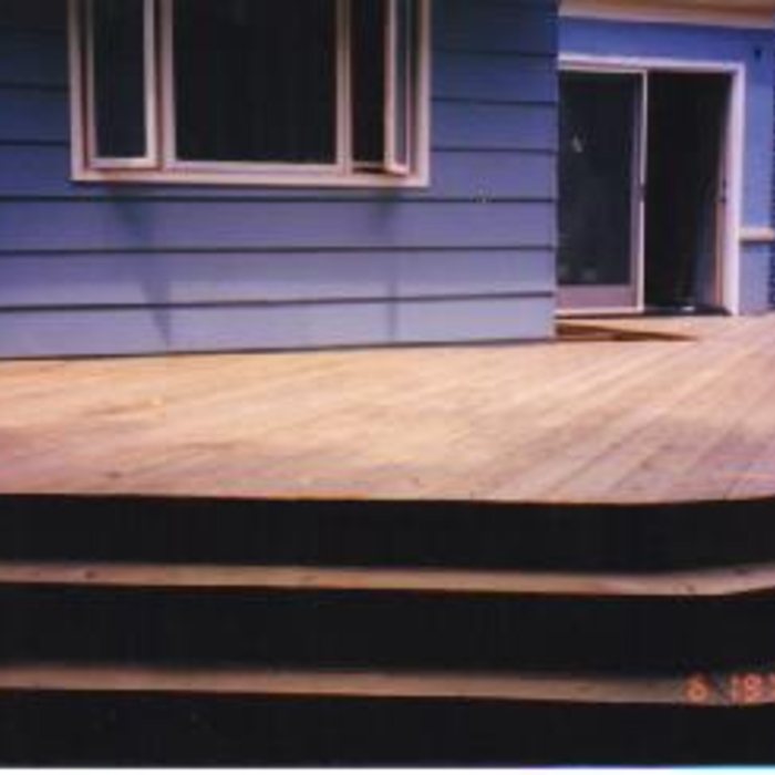  Steps w/ walkway to left