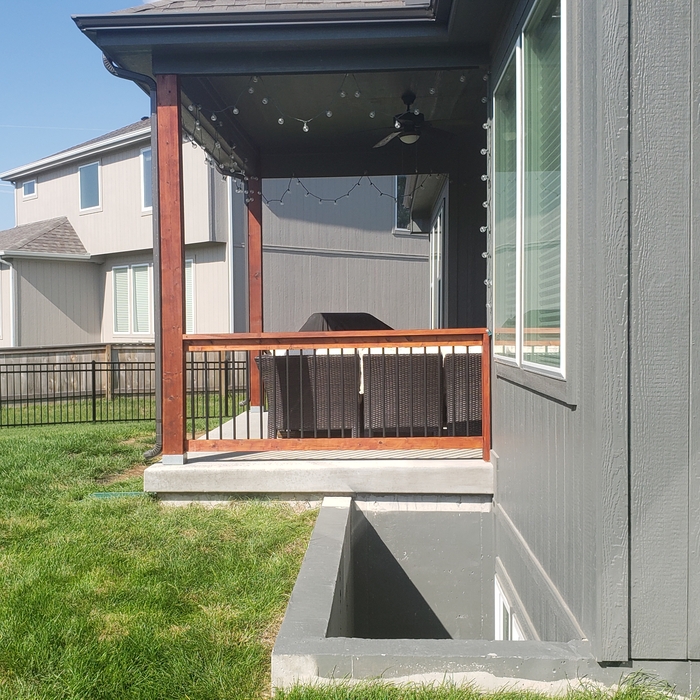 Wooden Beams and Rails