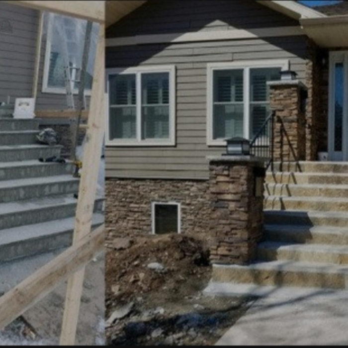 Front entry way / porch
