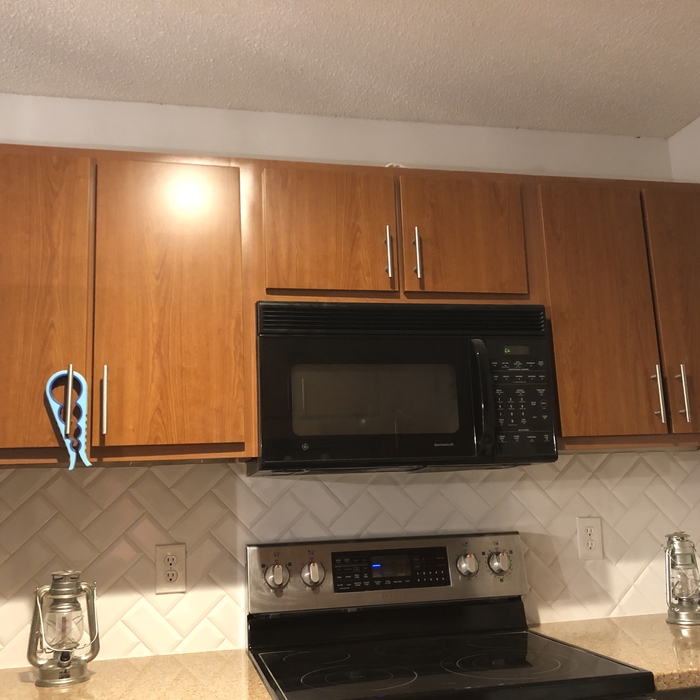 BACK SPLASH