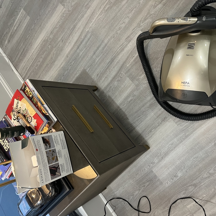 Vinyl flooring