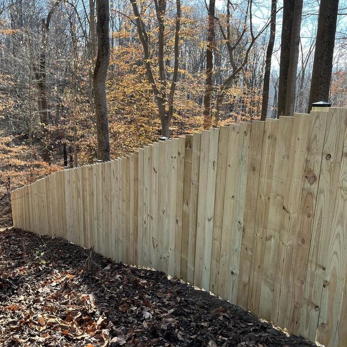 6&#39; Fence w/ black caps
