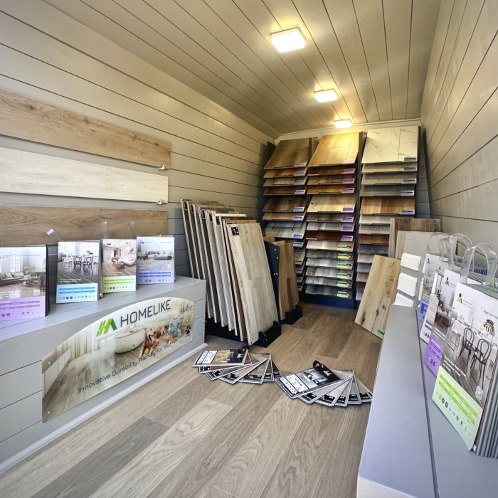 Mobile Floor Showroom