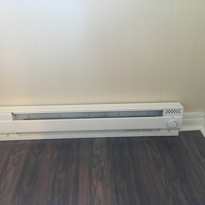 1000 watt baseboard heater unit with thermostat