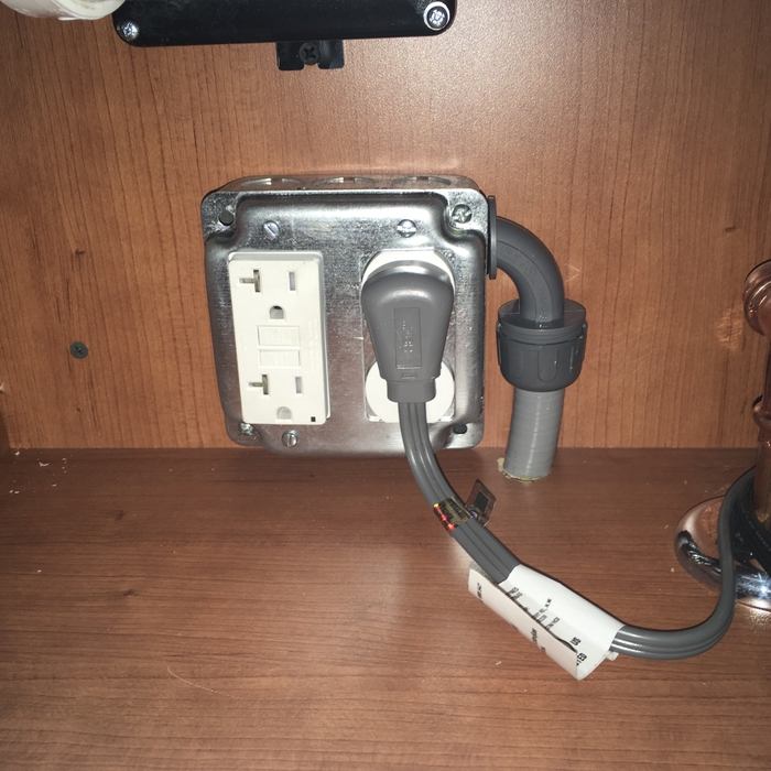 Dual GFCI and receptacle with car-flex conduit