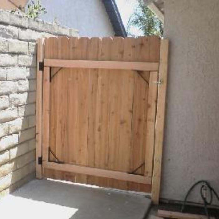  rear side gate