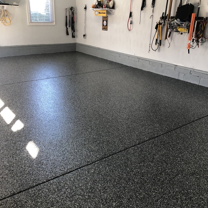 Three Car Garage