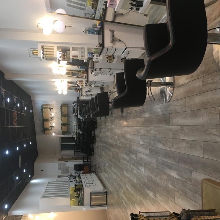 Comercial Cleaning - Hair Salon