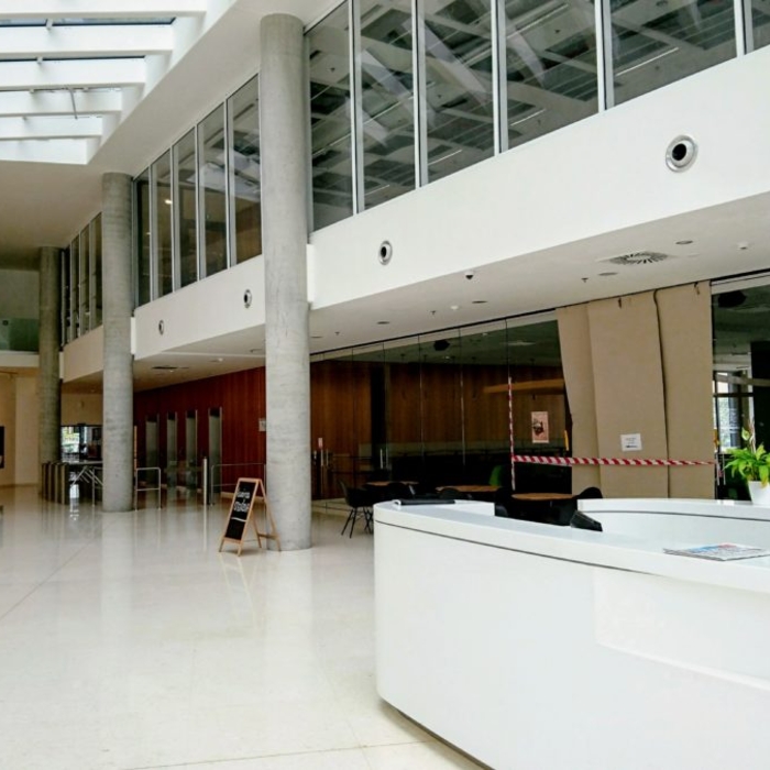Commercial office clean